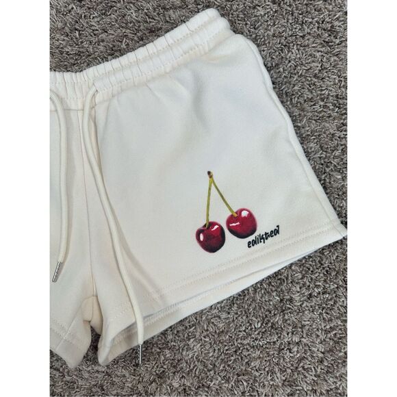 NWOT Edikted Mon Cheri Sweat Shorts Beige Fleece Pull on Drawstring Womens XS - Picture 11 of 11